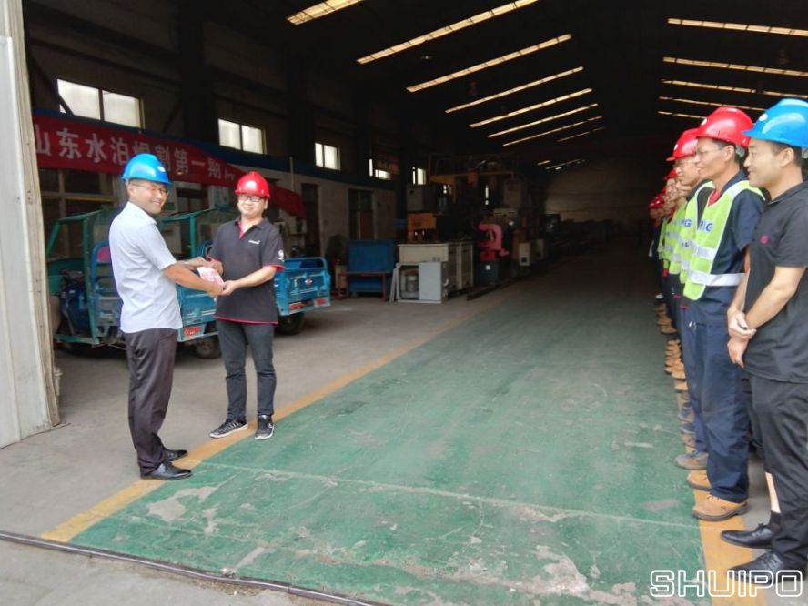 后服務部孫長磊，在ABB機器人培訓考試中榮獲第一名